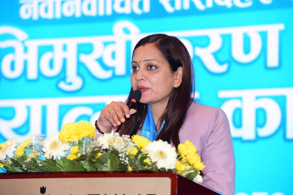 नर्स निशाले अब सम्हालेछिन् स्वास्थ्य मन्त्रालय